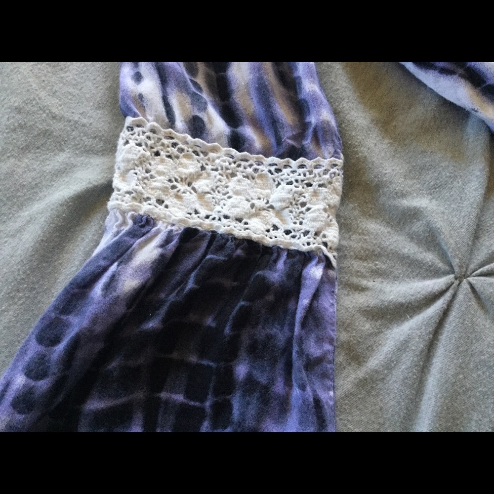 Lucy Love, Riley & Grey Peasant Blouse. - Picture 2 of 6
